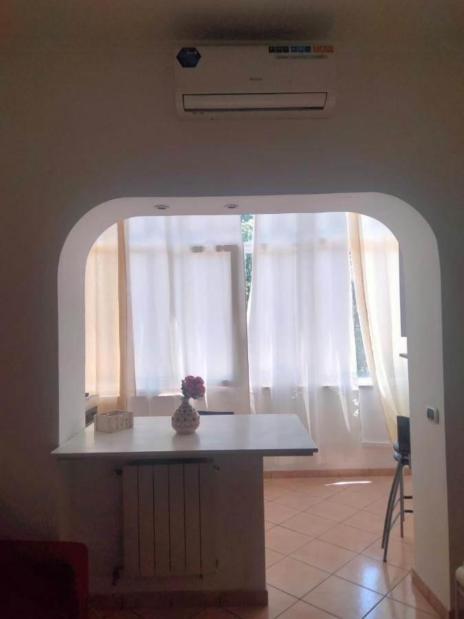R&d Golden House Apartment Rom