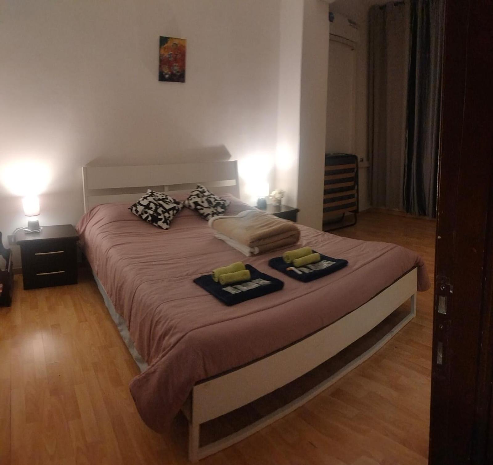 R&d Golden House Apartment *